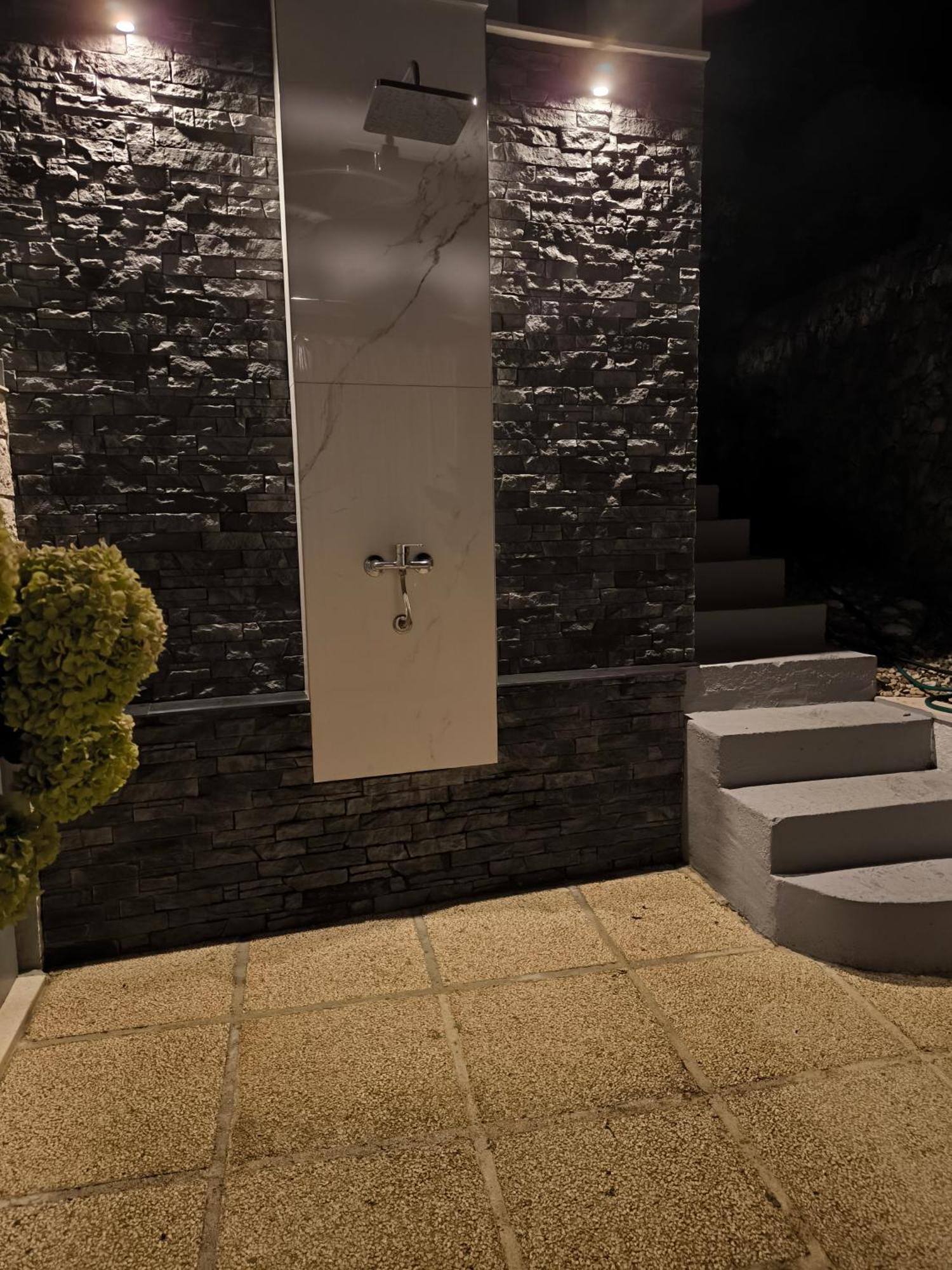Apartment Lavanda Nova Ražanj Екстериор снимка