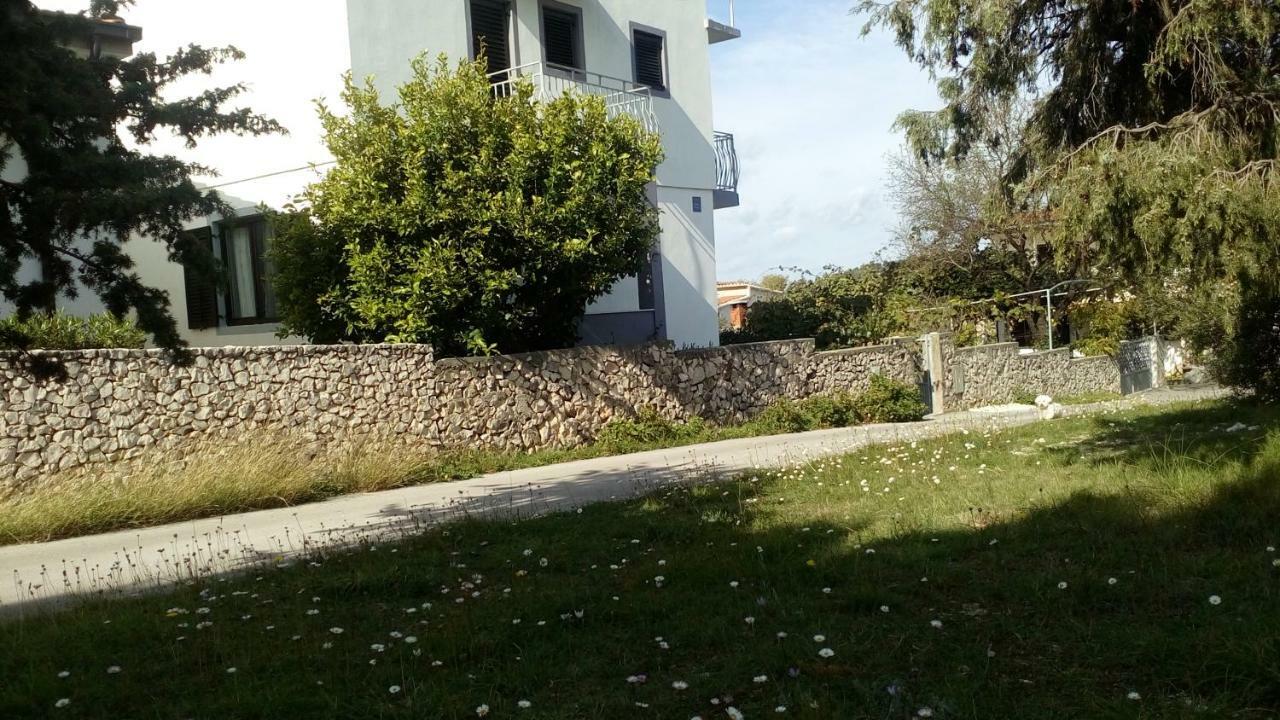 Apartment Lavanda Nova Ražanj Екстериор снимка