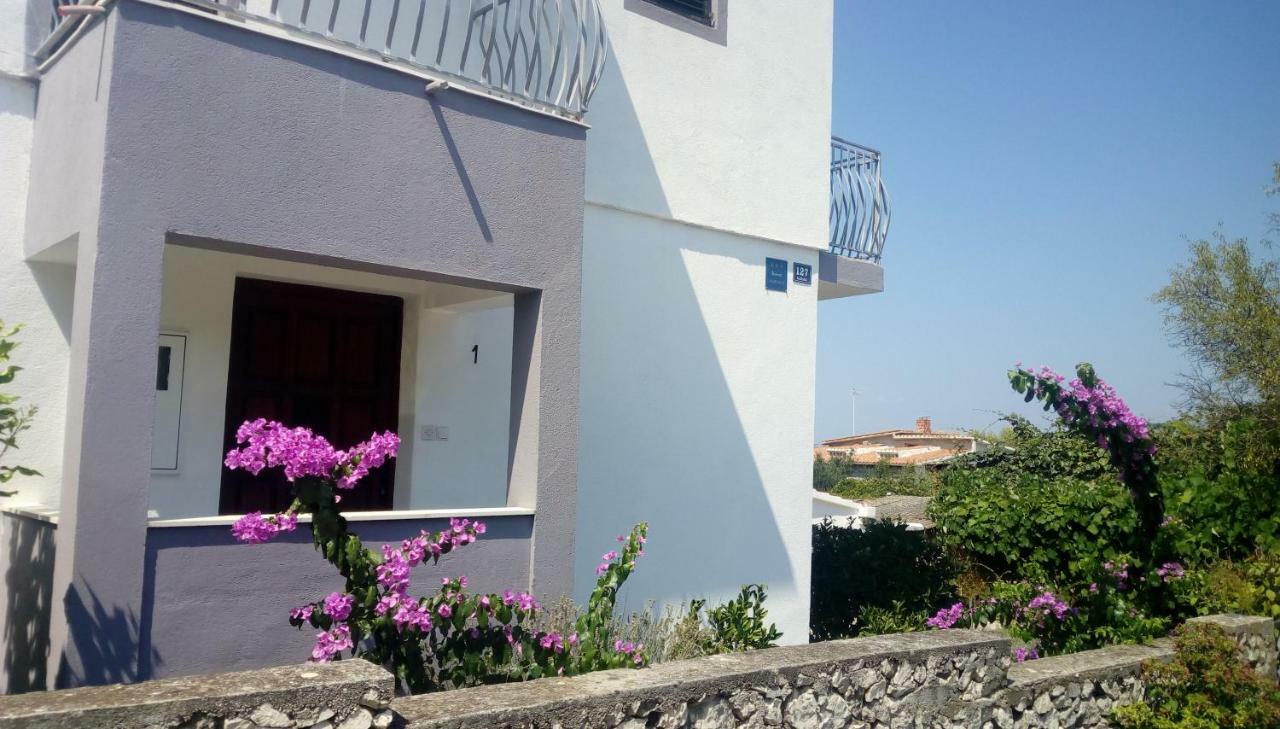 Apartment Lavanda Nova Ražanj Екстериор снимка